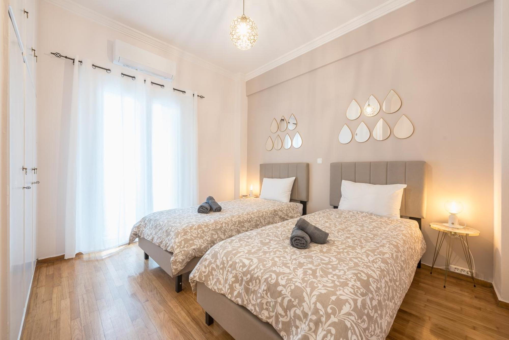 Golden Comfort By Greece Apartments เอเธนส์ ภายนอก รูปภาพ